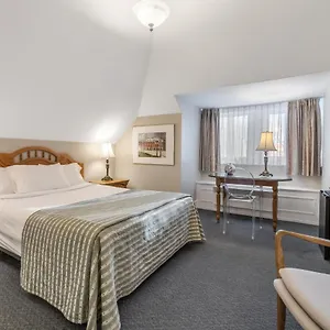 *** Hotel Manoir De La Tour Canadá