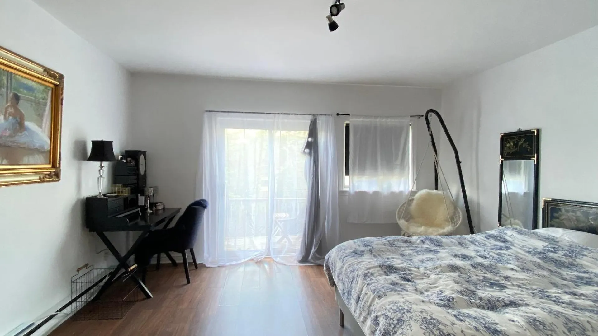 The Parkdale Hostellerie Toronto