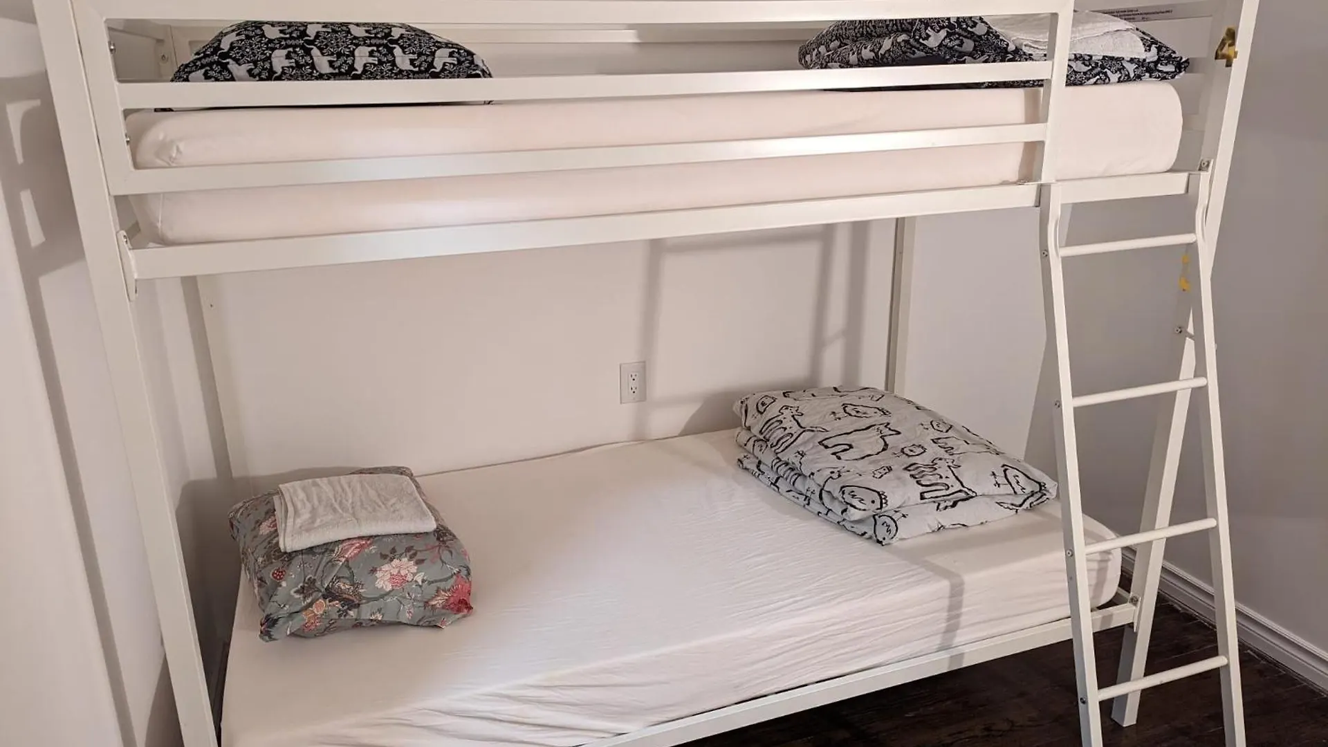 The Parkdale Hostellerie Toronto 0*,  Kanada